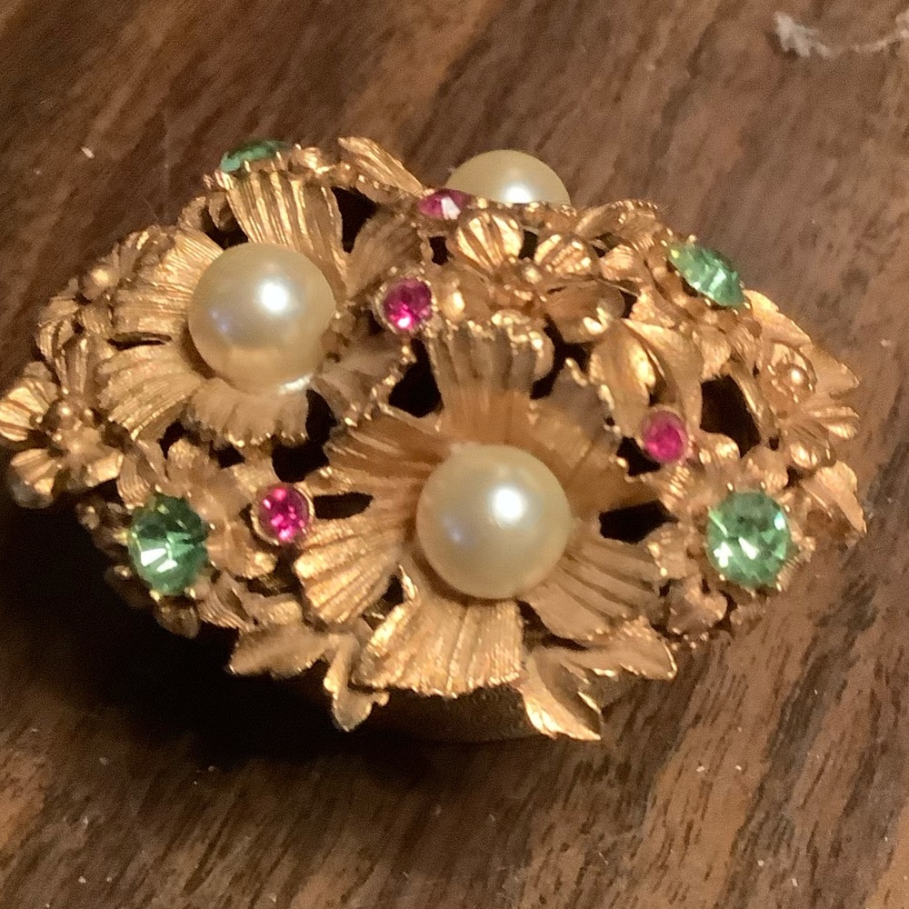 Vintage Florenza gold tone trinket box 1970s